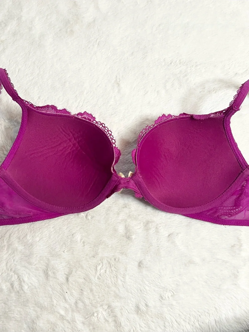 Body by Victoria Fuchsia Lace Push-Up Bra Size 34C